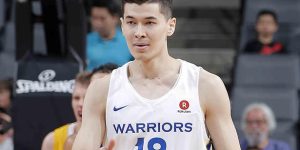 中国小将阿不都沙拉木完成夏联首秀 助勇士拿下三连胜