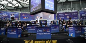 彭博社: 130亿美元的中国电竞市场 腾讯只想当主演